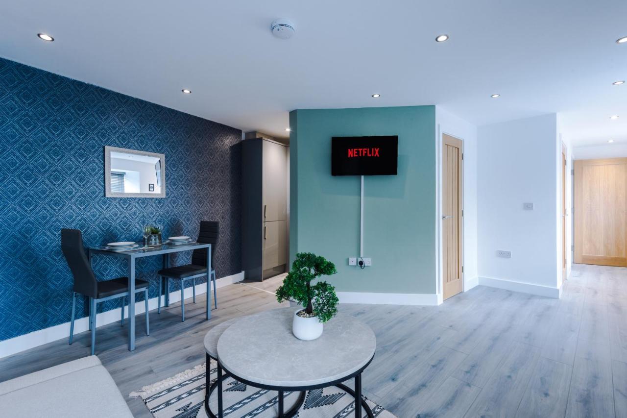 Rest & Recharge At The Station Apartments Manchester Dış mekan fotoğraf